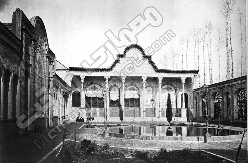 عکس قدیمی از عمارت مشیرالملکی در مجموعه مسعودیه