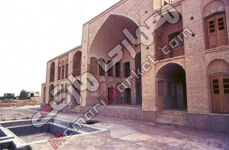 جبهه شمال شرقی عمارت اصلی باغ حجت آباد وزیر