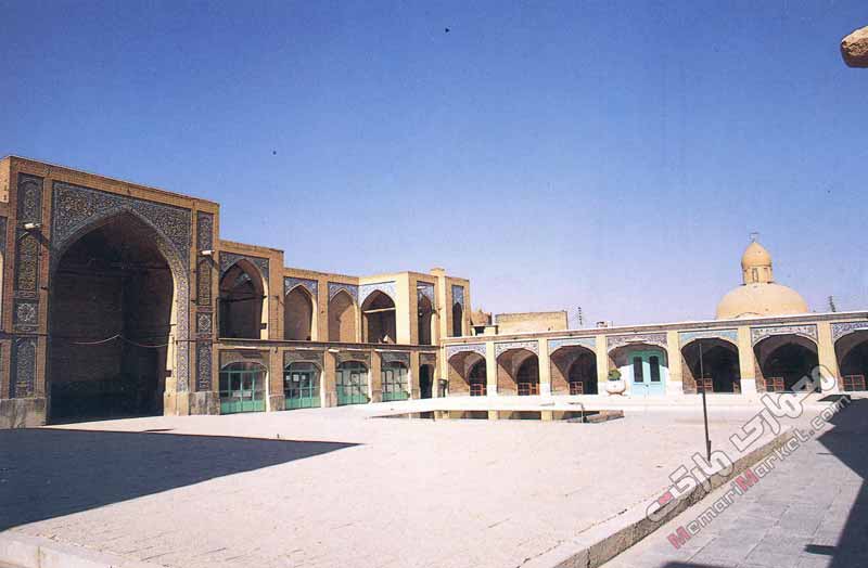 جبهه های شمالی و غربی حیاط مسجد رحیم خان اصفهان
