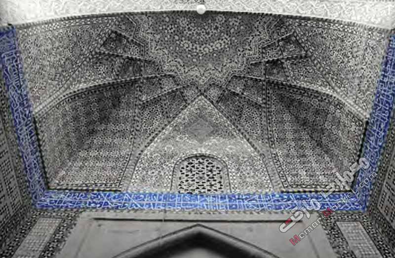 کتیبه سردر شرقی مسجد رحیم خان